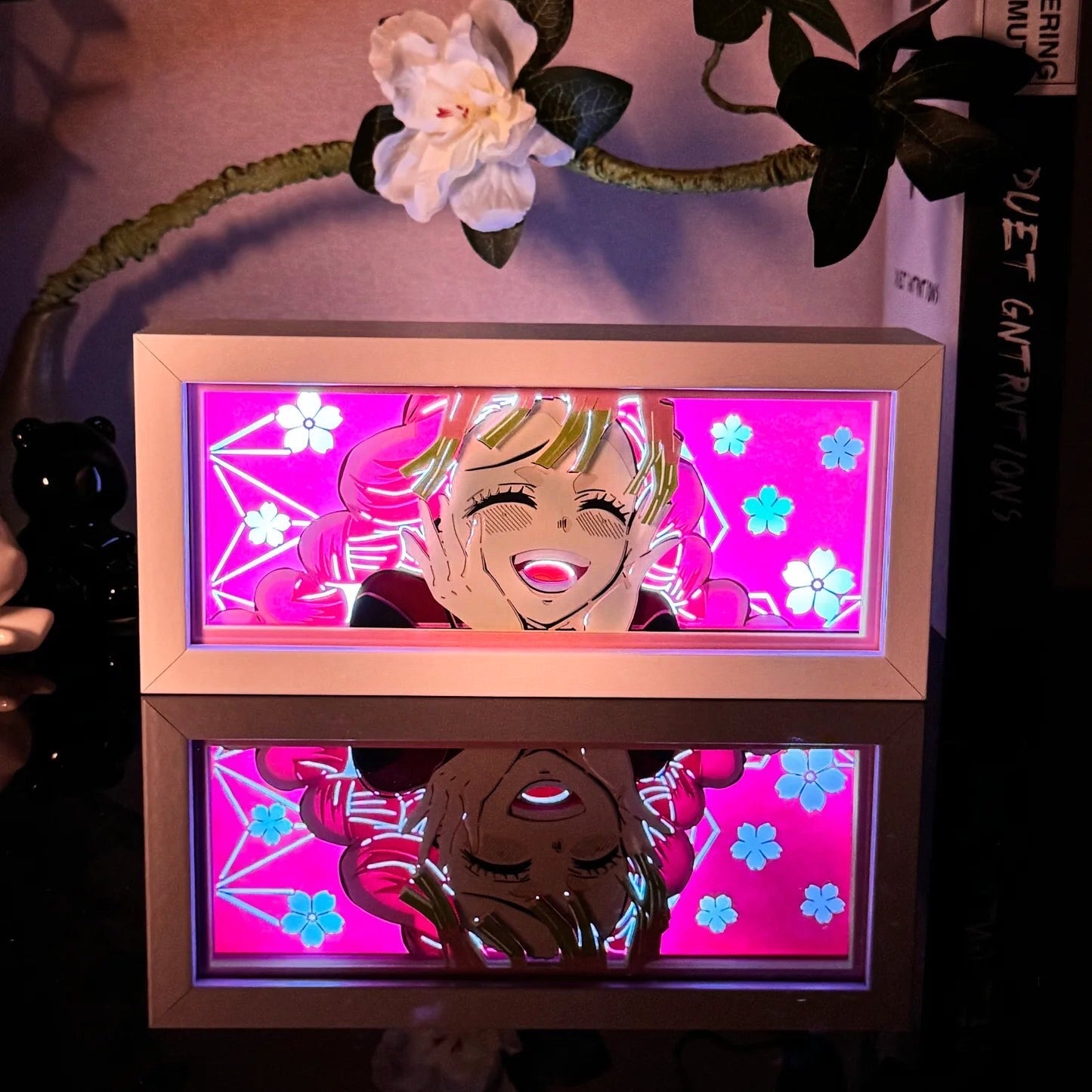 Mitsuri Lightbox